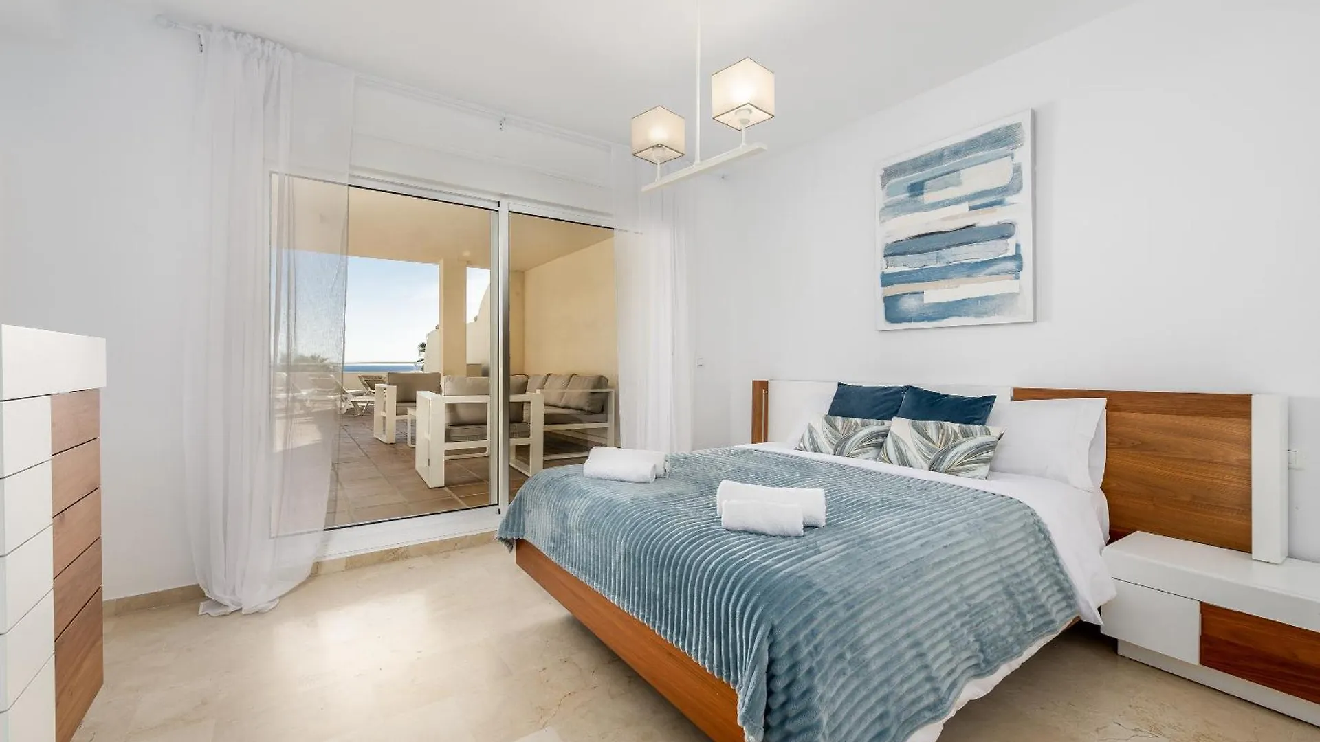 Lägenhet Right On The Beach - 4Br Seaview Estepona